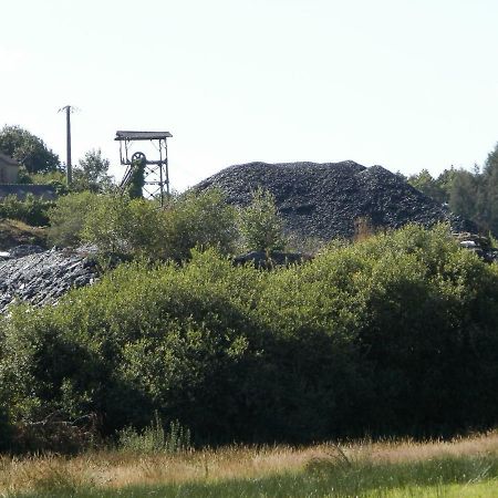 Vallée des Ardoisières Mael-Carhaix Exterior foto
